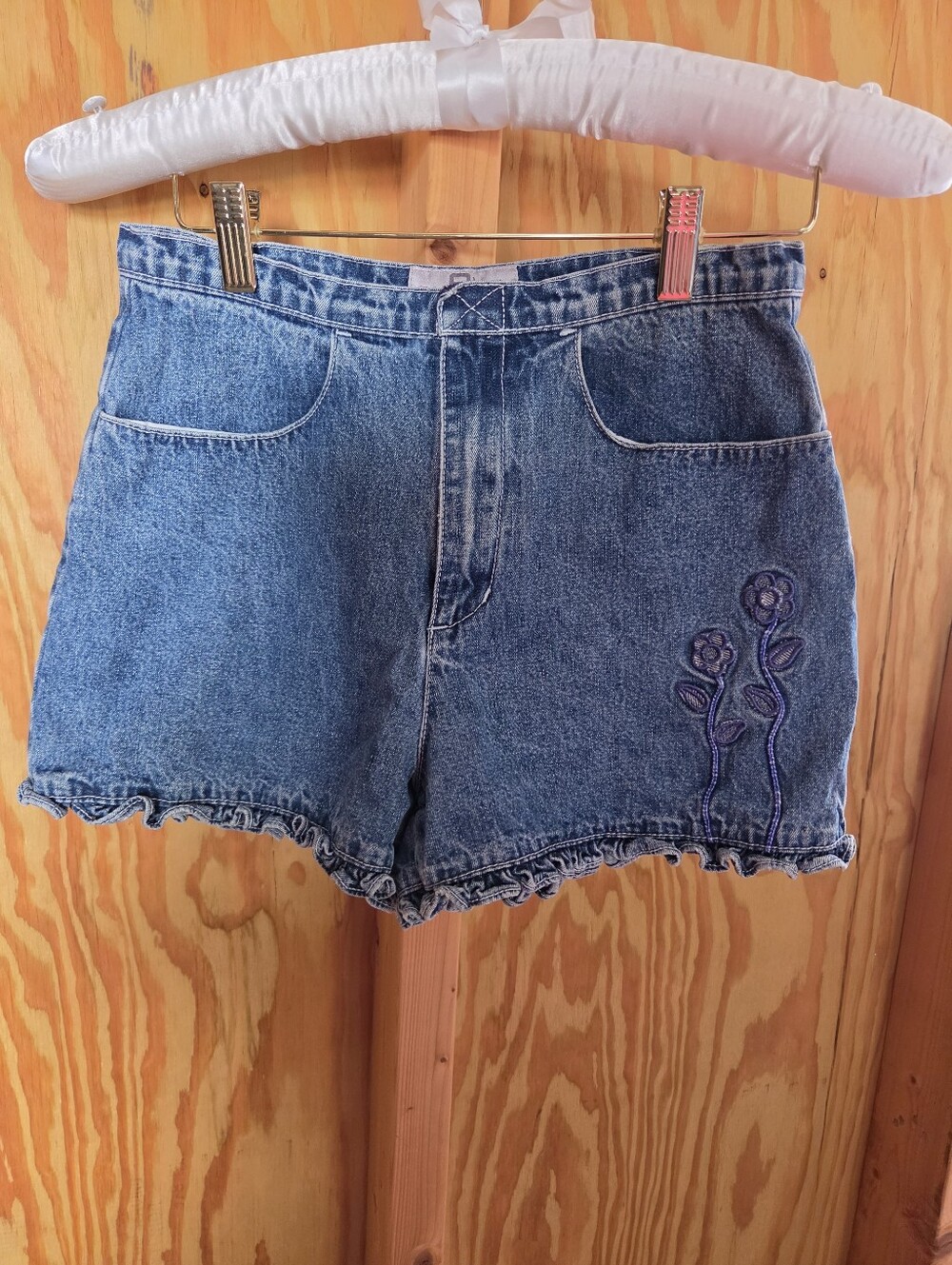 VTG 90s Gasoline Acid Wash Denim Shorts Purple Flower Embroidery Ruffle 14